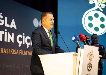 MUĞLA ZEYTİN ÇİÇEĞİ ULUSLARARASI KISA FİLM YARIŞMASI ÖDÜL TÖRENİ GERÇEKLEŞTİRİLDİ