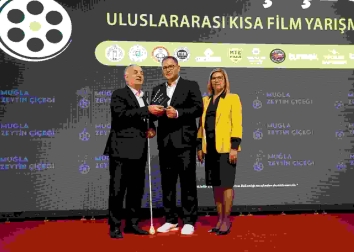 MUĞLA ZEYTİN ÇİÇEĞİ ULUSLARARASI KISA FİLM YARIŞMASI 