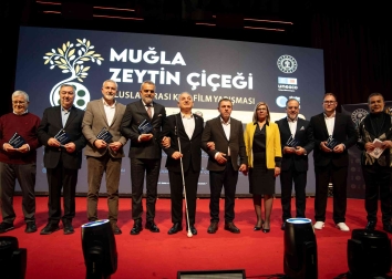 MUĞLA ZEYTİN ÇİÇEĞİ ULUSLARARASI KISA FİLM YARIŞMASI ÖDÜL TÖRENİ GERÇEKLEŞTİRİLDİ