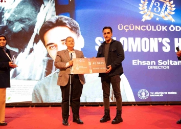 MUĞLA ZEYTİN ÇİÇEĞİ ULUSLARARASI KISA FİLM YARIŞMASI ÖDÜL TÖRENİ GERÇEKLEŞTİRİLDİ